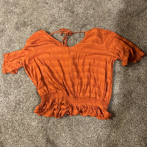 Maurice’s Top - Picture 3 of 3